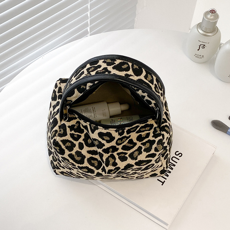 레오파드 메이크업 가방 럭셔리 대용량 스킨 케어 휴대용 - Luxury Skincare & Spa Photos 리뷰 및 가격